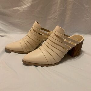 Sonoma Cream Women's Mules with Block Heel